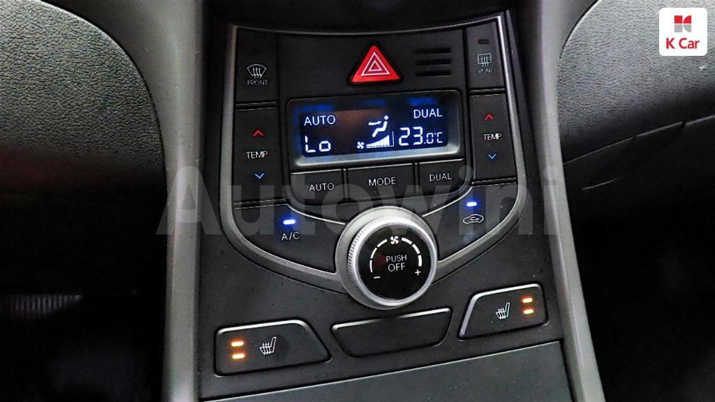 2016 HYUNDAI  AVANTE ELANTRA 1.6 GDI SMART - 17
