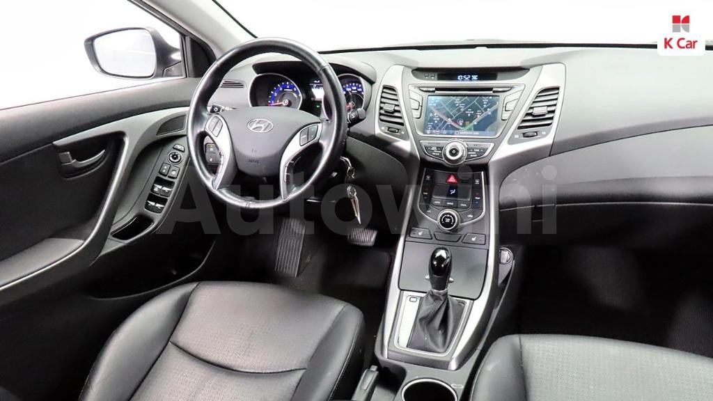 2016 HYUNDAI  AVANTE ELANTRA 1.6 GDI SMART - 18