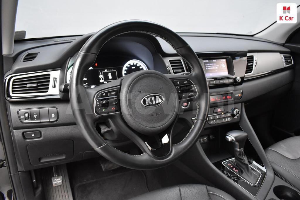 2017 KIA NIRO PRESTIGE - 18
