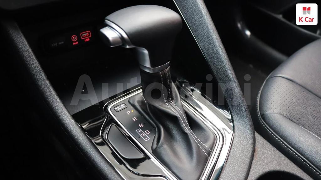2018 KIA NIRO PRESTIGE - 17