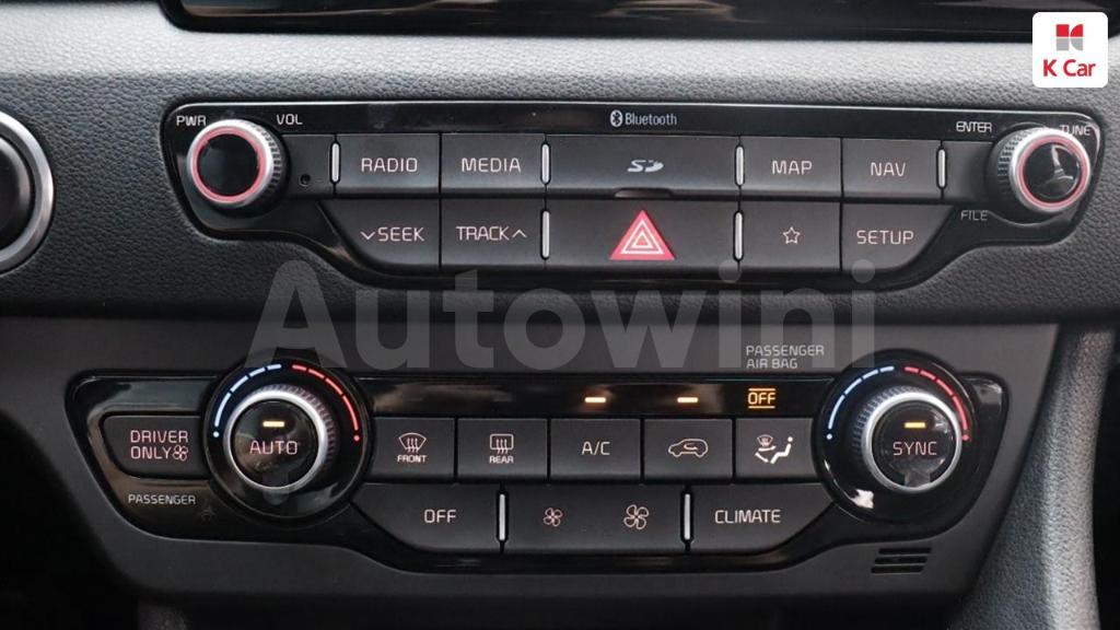 2018 KIA NIRO PRESTIGE - 31