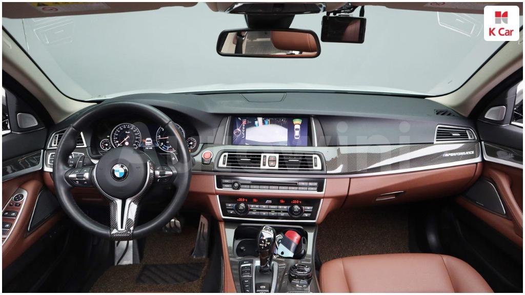 2016 BMW 5 SERIES F10  520D XDRIVE M AERO DYNAMIC - 11