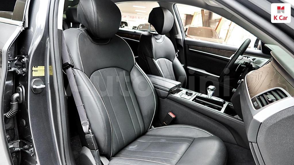 2018 GENESIS G80 3.3 GDI AWD - 13
