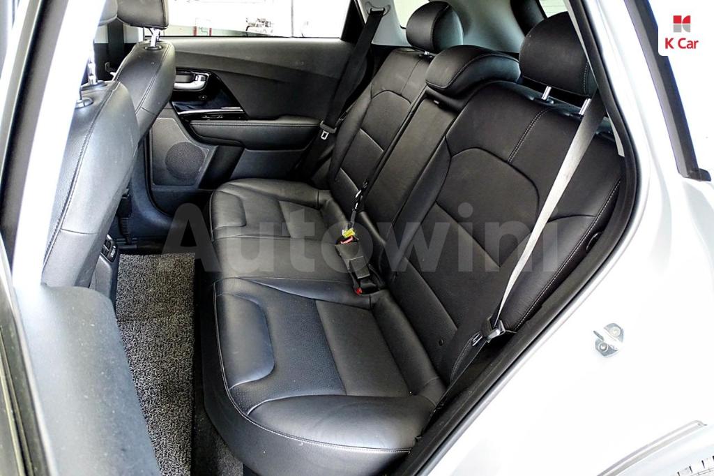 2018 KIA NIRO NOBLESSE - 7