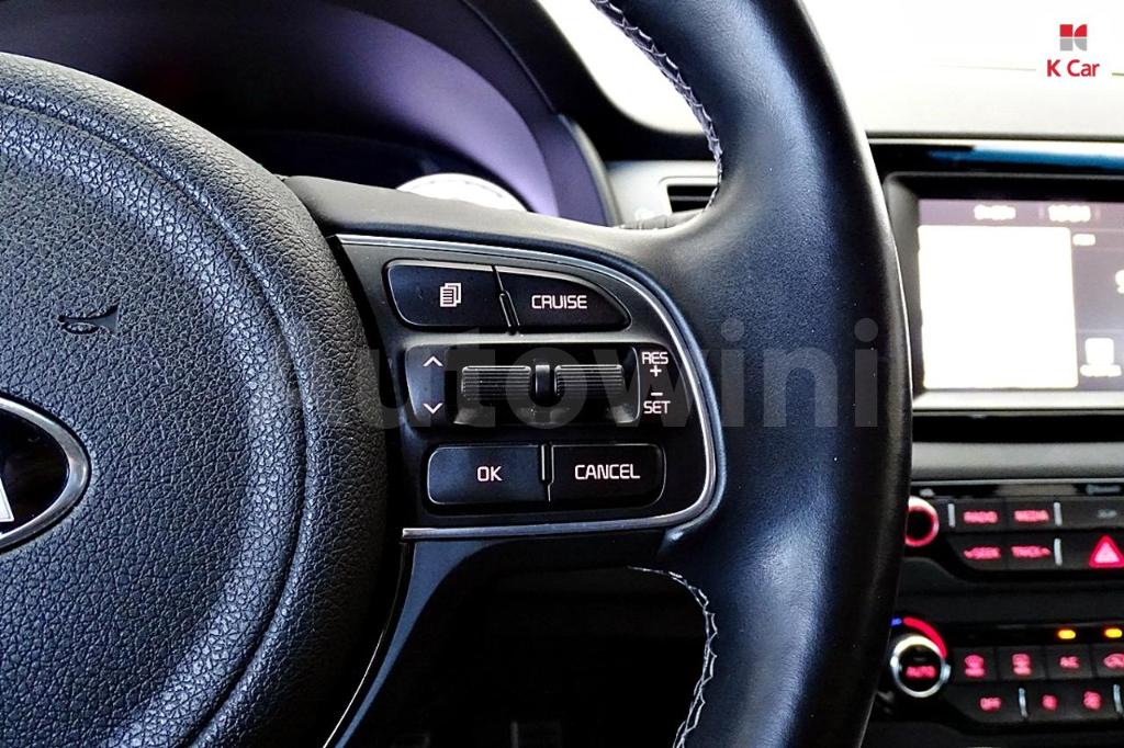 2018 KIA NIRO NOBLESSE - 8