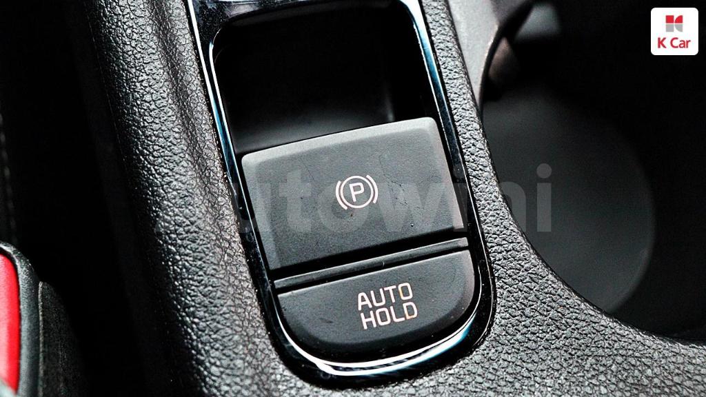 2020 KIA NIRO PRESTIGE - 17
