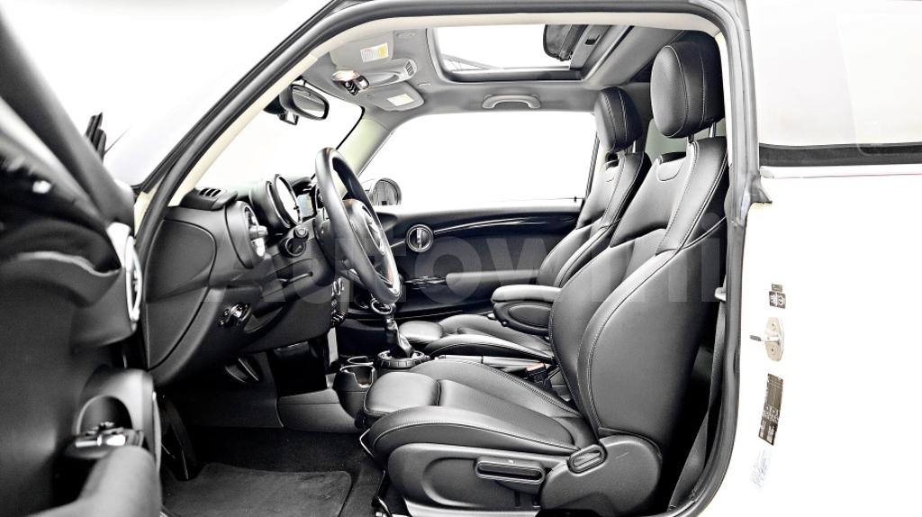2016 MINI COOPER HIGH - 26