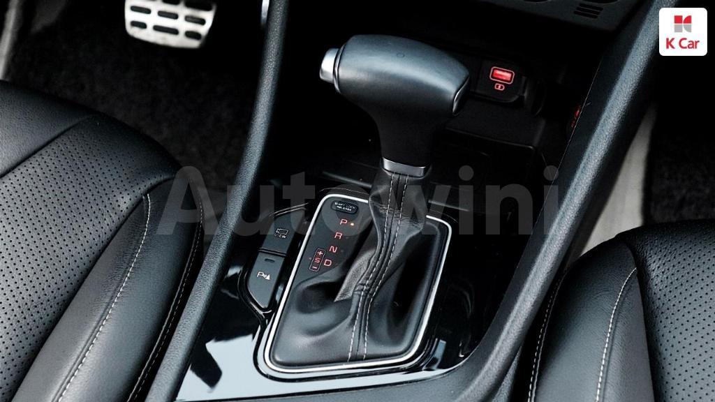 2020 KIA NIRO NOBLESSE SPECIAL - 17