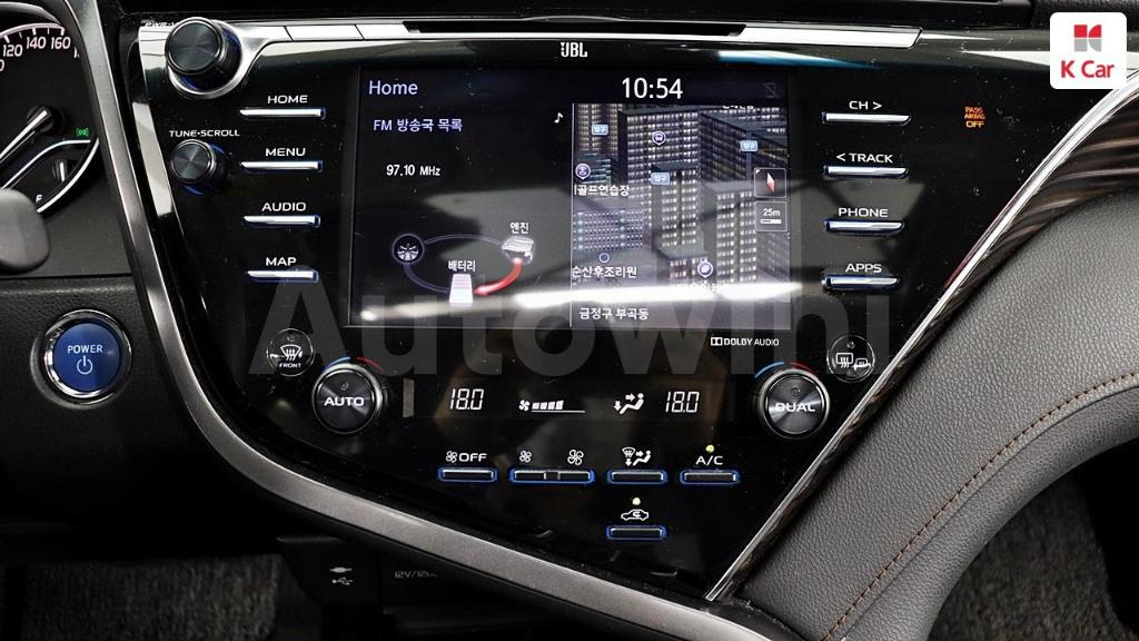 2018 TOYOTA  CAMRY 2.5 HYBRID - 18