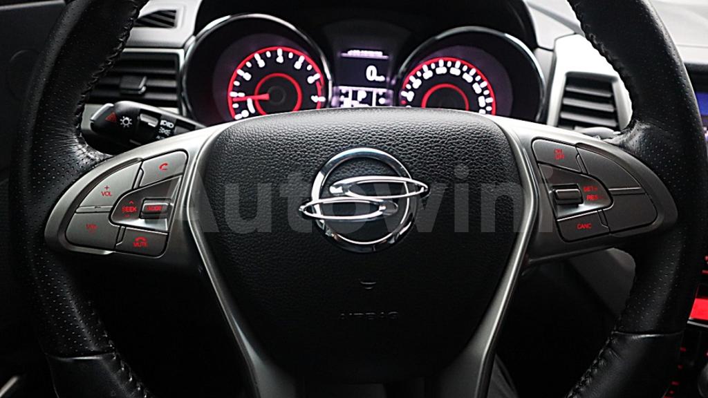 2015 SSANGYONG TIVOLI LX 2WD - 26