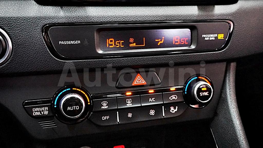 2018 KIA NIRO PRESTIGE - 16