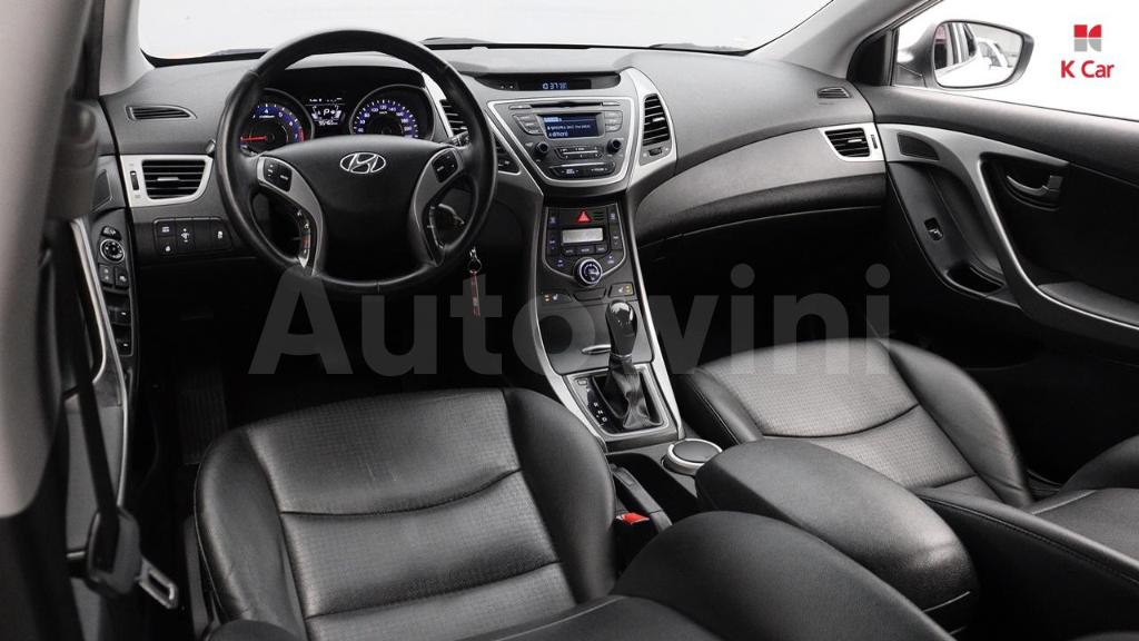 2015 HYUNDAI  AVANTE ELANTRA 1.6 GDI SMART - 12