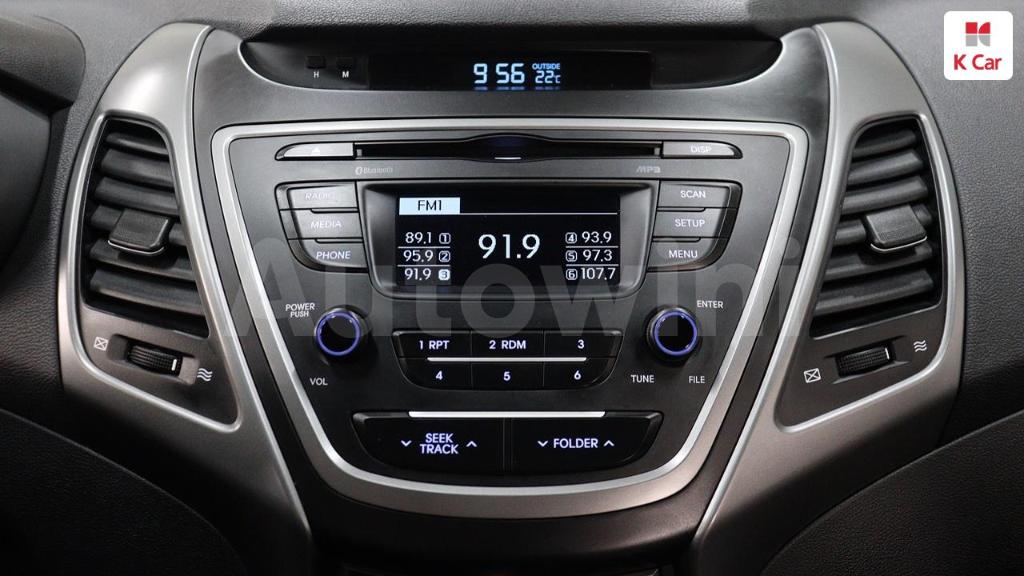 2015 HYUNDAI  AVANTE ELANTRA 1.6 GDI SMART - 21