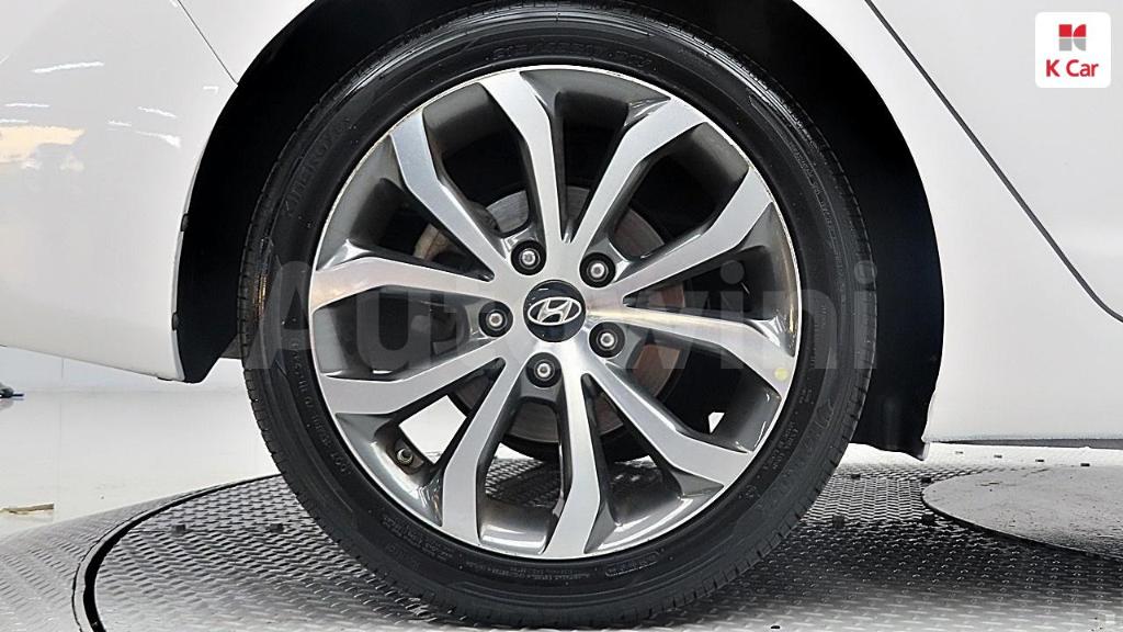 2013 HYUNDAI AVANTE MD ELANTRA M16 GDI PREMIUM - 8