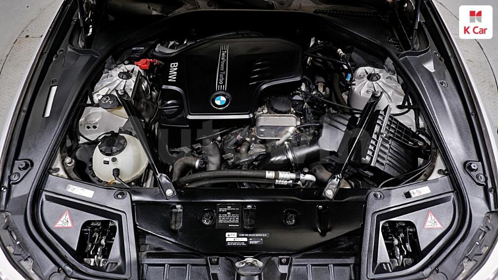 2012 BMW 5 SERIES F10  528I - 9