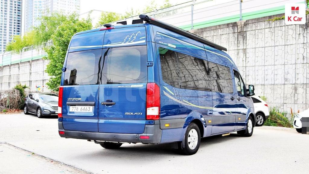 KMJUK17RPJC001737 2018 HYUNDAI SOLATI-2