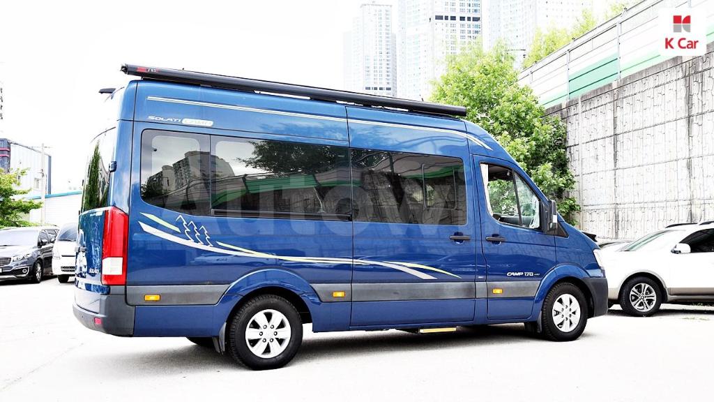 KMJUK17RPJC001737 2018 HYUNDAI SOLATI-3