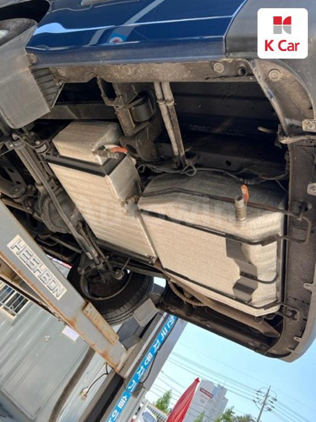 2018 HYUNDAI SOLATI - 31