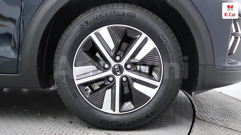 2020 KIA NIRO PRESTIGE - 7