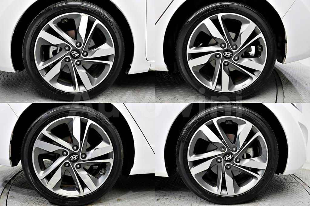 2015 HYUNDAI  AVANTE ELANTRA 1.6 GDI MORDERN - 28