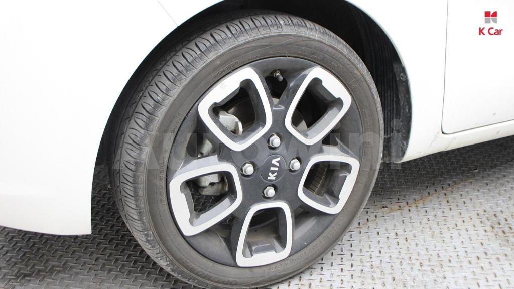 KNACK811BMT239941 2021 KIA RAY SIGNATURE-5