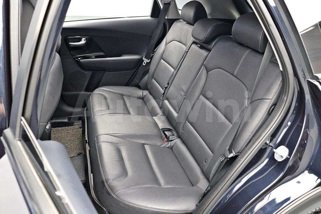 2017 KIA NIRO PRESTIGE - 20