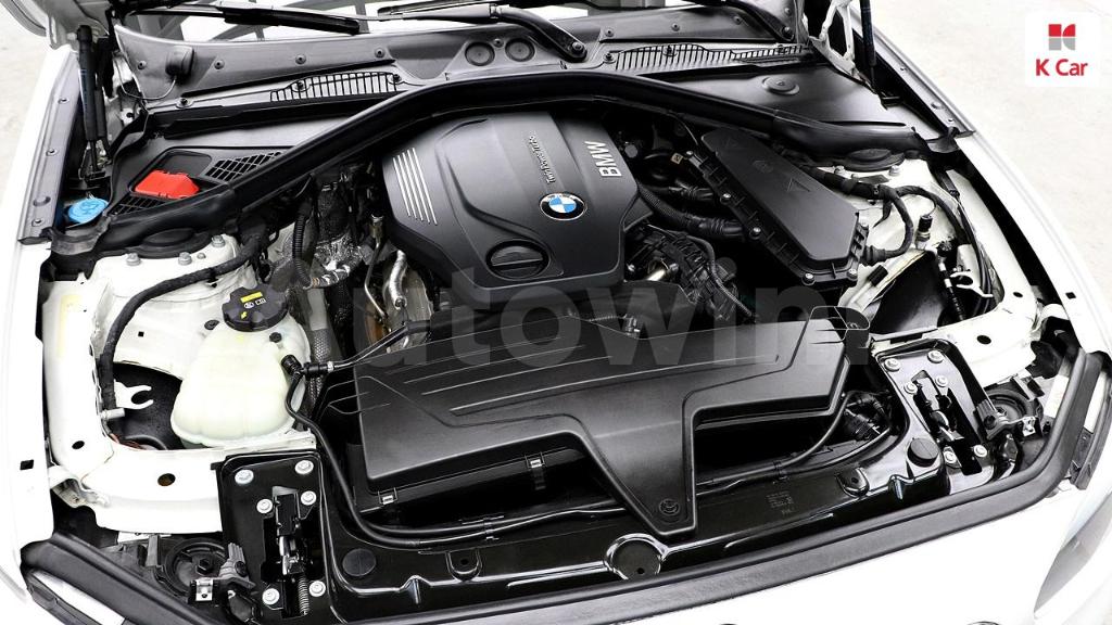 2017 BMW 1 SERIES F20  118D JOY 5 DOOR - 9
