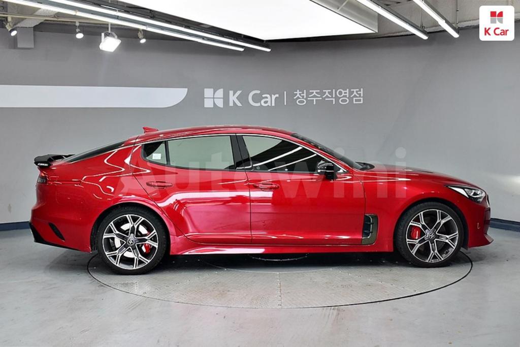 KNAE751CDLS076078 2020 KIA STINGER 3.3 TURBO AWD-2