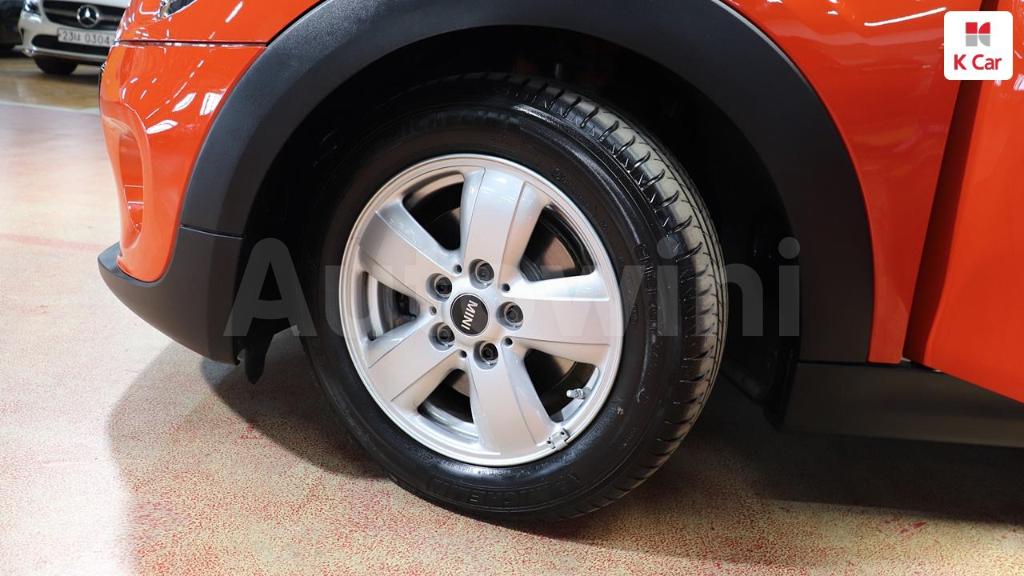 WMWXP5106K2H93141 2019 MINI COOPER BASIC-4
