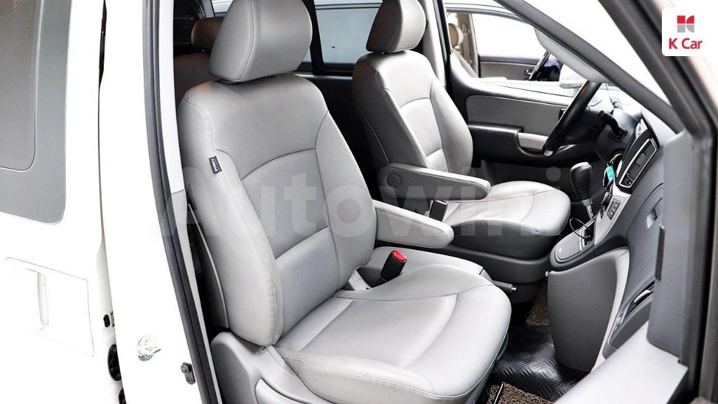 2019 HYUNDAI GRAND STAREX H-1 VAN 5 SEATS - 15