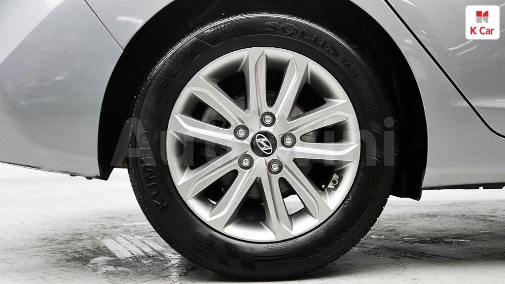 2015 HYUNDAI  AVANTE ELANTRA 1.6 GDI MORDERN - 8