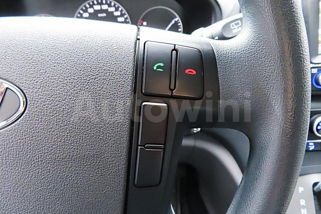 2017 HYUNDAI GRAND STAREX H-1 5 SEATS VAN - 23