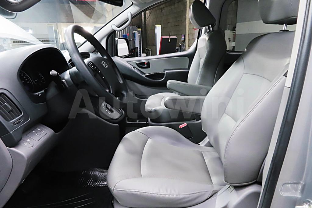 2017 HYUNDAI GRAND STAREX H-1 5 SEATS VAN - 32