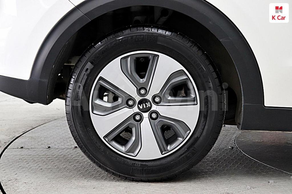 2018 KIA NIRO PRESTIGE - 8