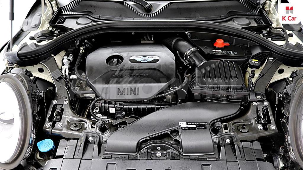 2019 MINI COOPER CLUBMAN BASIC - 24