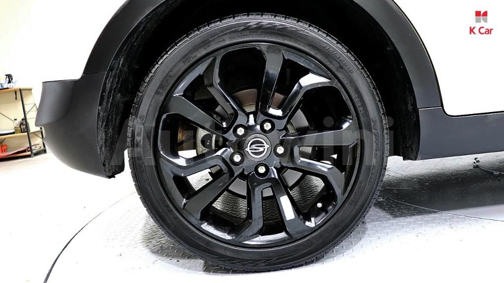 2016 SSANGYONG TIVOLI LX 2WD - 8