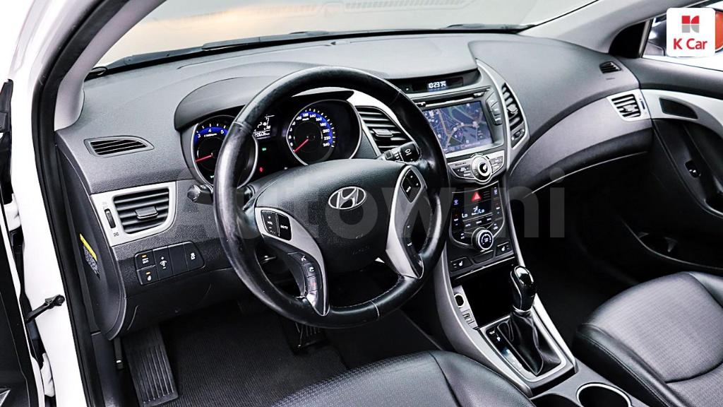 2015 HYUNDAI  AVANTE ELANTRA 1.6 GDI SMART - 16