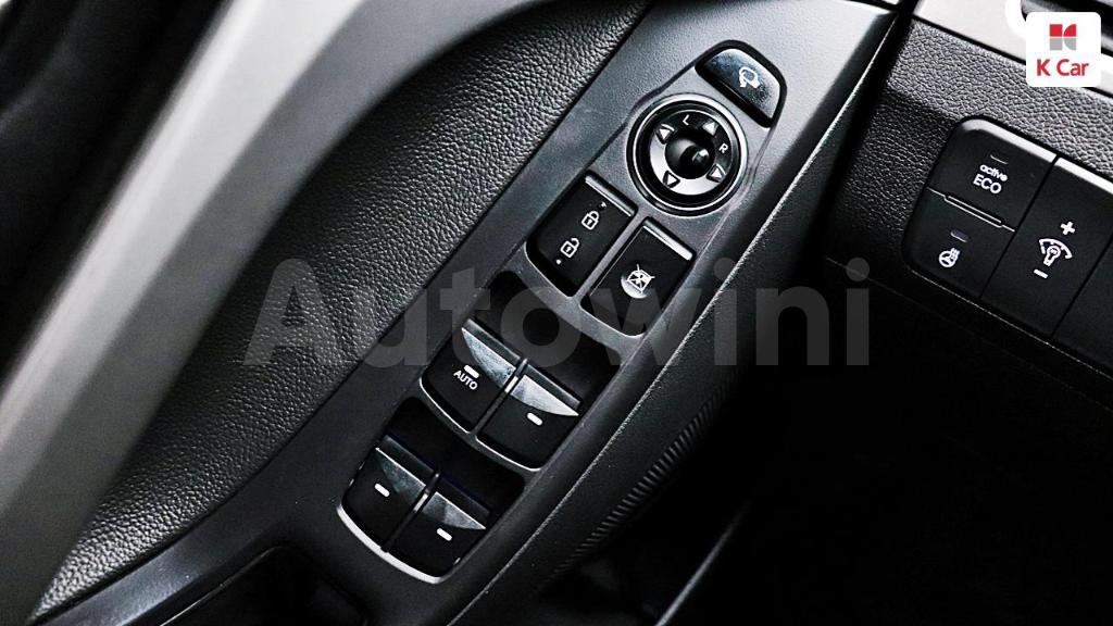 2015 HYUNDAI  AVANTE ELANTRA 1.6 GDI SMART - 24