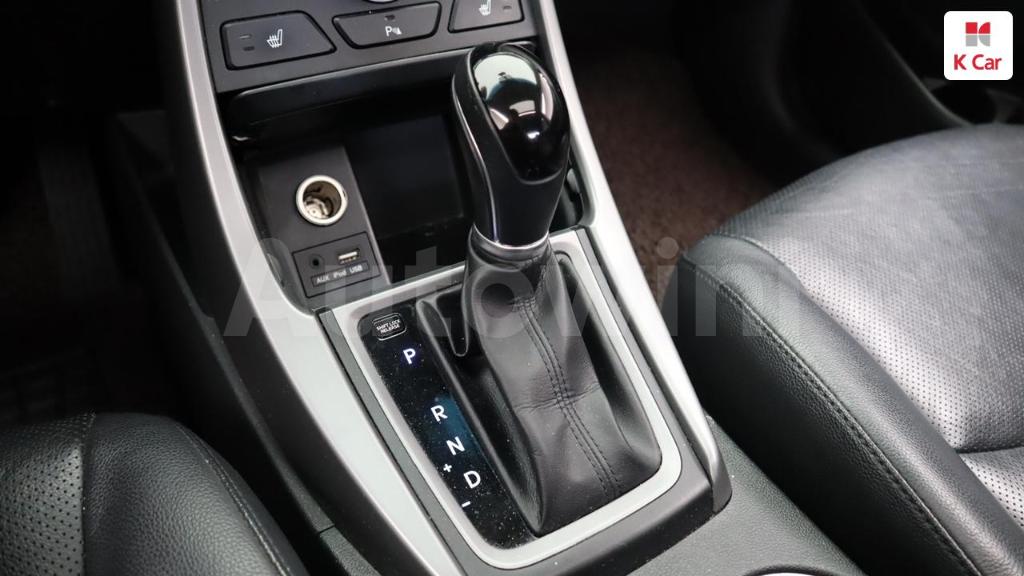2016 HYUNDAI  AVANTE ELANTRA 1.6 GDI MORDERN - 9
