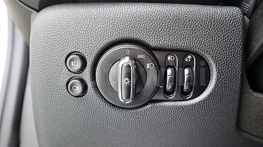 2015 MINI COOPER D BASIC - 24