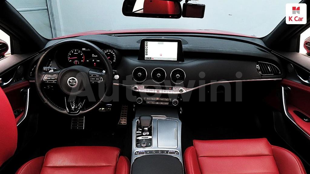 2020 KIA STINGER 2.0 TURBO AWD - 8
