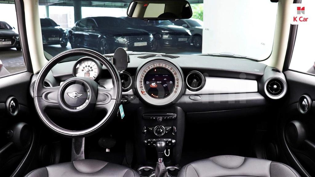 2012 MINI COOPER SE - 11
