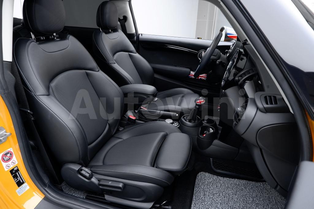 2018 MINI COOPER D HIGH - 28