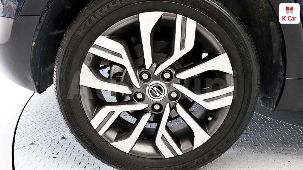 2019 SSANGYONG TIVOLI ARMOUR VX 2WD - 8