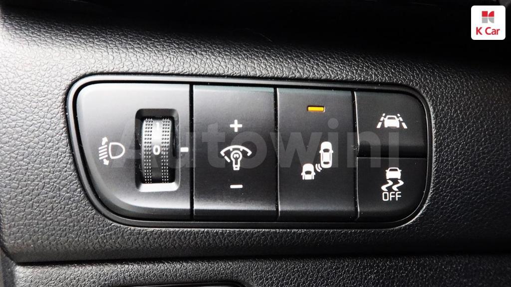 2017 KIA NIRO NOBLESSE - 18