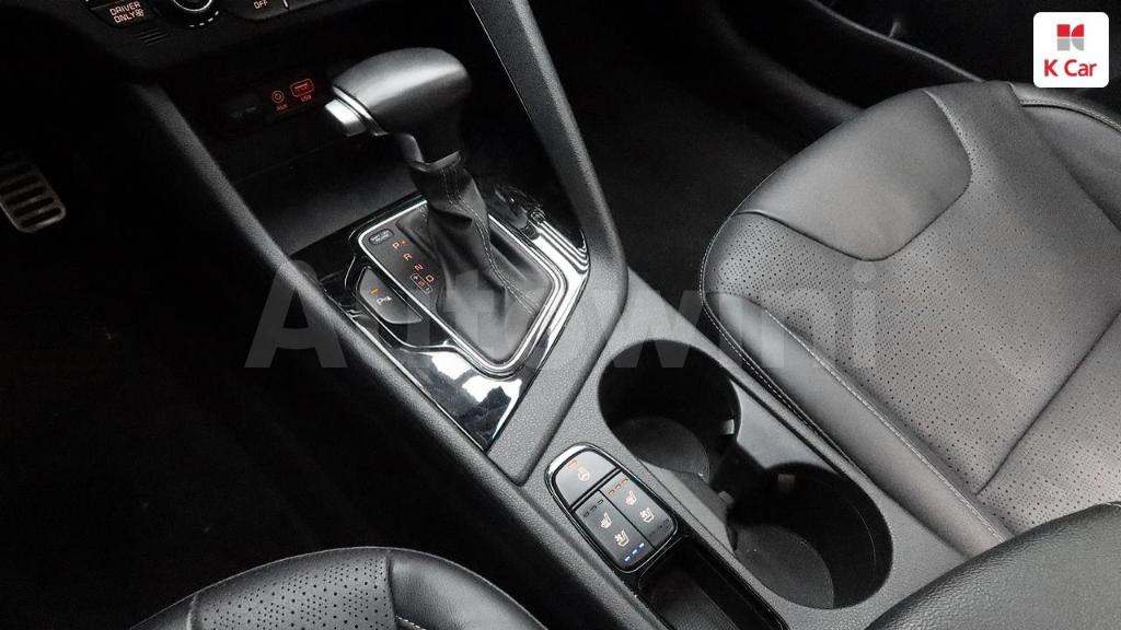 2017 KIA NIRO NOBLESSE - 25
