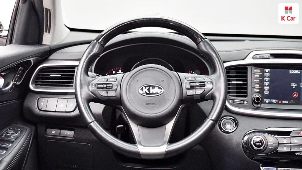 2015 KIA  SORENTO DIESEL 2.2 2WD - 18