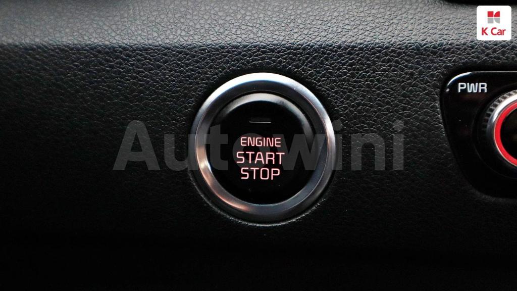 2018 KIA NIRO PRESTIGE - 30