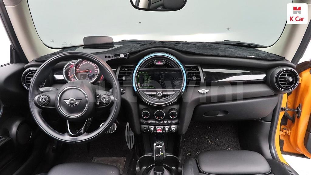 WMWXY3109JTE27071 2018 MINI COOPER D HIGH-5