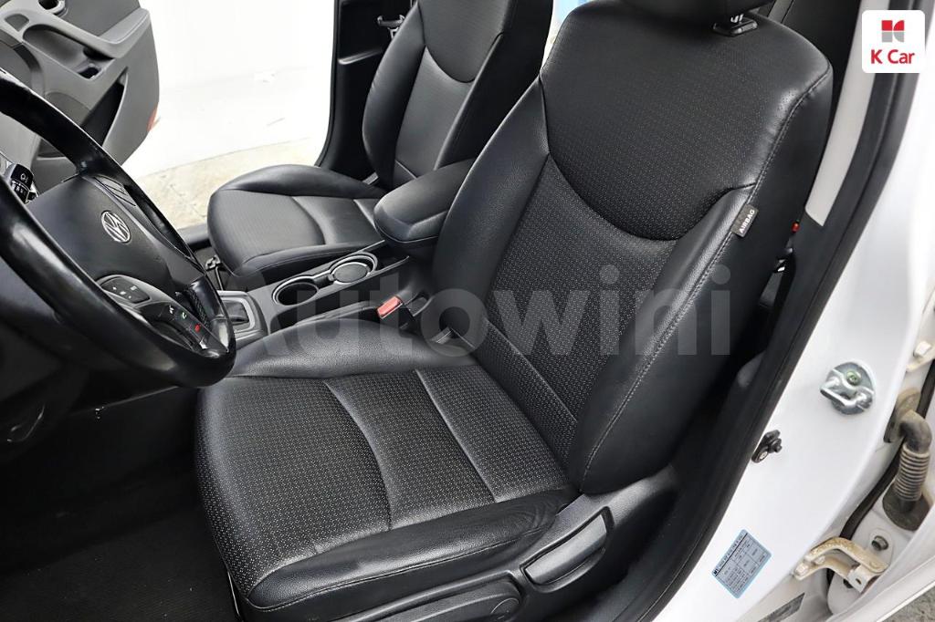 2015 HYUNDAI  AVANTE ELANTRA 1.6 GDI SMART - 16
